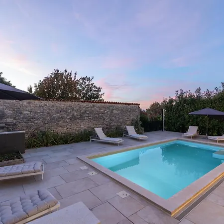 Racozzi - Sea View, Heated Pool Near Porec *