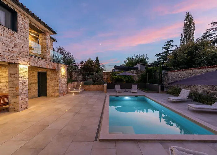 Racozzi - Near Porec Vila Rakovci