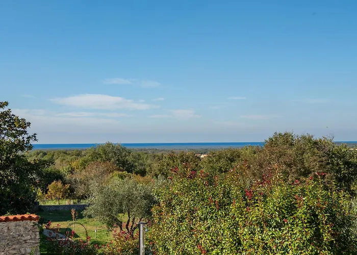 Villa Racozzi - Sea View, Heated Pool Near Porec Vila Rakovci