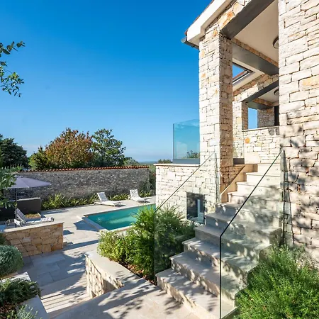 Racozzi - Sea View, Heated Pool Near Porec